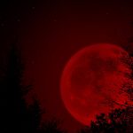 pag30_Red_Moon_rising_by_fallen0dream
