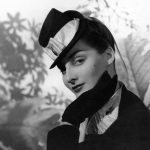 elsa_schiaparelli_mini_top_hat