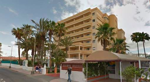 Durante un trasloco, trova un cadavere nel congelatore