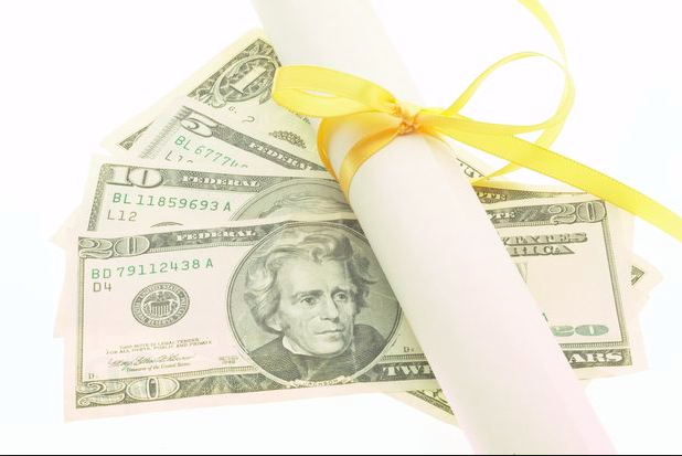 Incremento dei falsi diplomi in Spagna