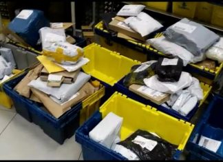 3.000 pacchi in attesa a Madrid per essere consegnati nelle isole Canarie