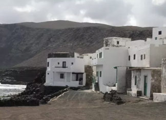 Il settore del turismo vuole che il governo delle Canarie inizi a gestire il litorale