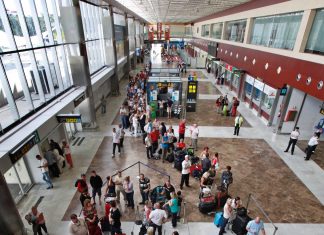 Reclami quando si viaggia a Pasqua: questi sono i tuoi diritti per ritardi o bagagli smarriti