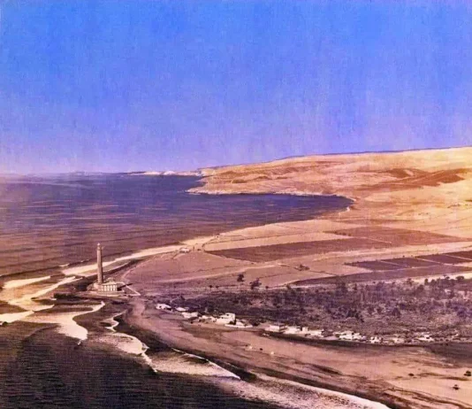 Il faro di Maspalomas è un faro del XIX secolo