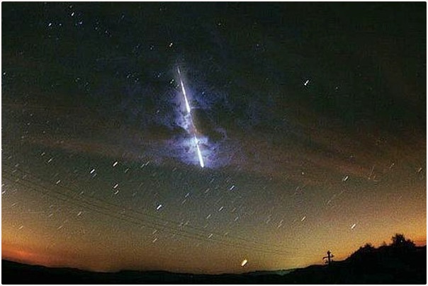 PIOGGIA DI STELLE LEONIDI ALLE CANARIE OGGI: ECCO IL MOMENTO MIGLIORE PER VEDERLE PIOGGIA DI STELLE LEONIDI ALLE CANARIE OGGI: ECCO IL MOMENTO MIGLIORE PER VEDERLE