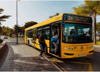 DAL 1° GENNAIO GLI AUTOBUS URBANI E INTERURBANI SARANNO GRATUITI NELLE ISOLE CANARIE