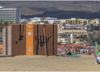 I 10 CHIOSCHI DI PLAYA DEL INGLÉS E MASPALOMAS SONO STATI AGGIUDICATI PER QUASI 1 MILIONE DI EURO.