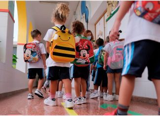 LA POPOLAZIONE INFANTILE DELLE ISOLE CANARIE È DIMINUITA DI OLTRE IL 40% NEGLI ULTIMI 30 ANNI