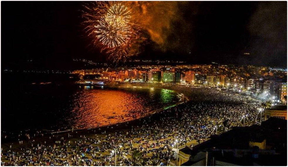 FESTEGGIAMENTI DELLA VIGILIA DI NATALE E DI CAPODANNO A LAS PALMAS DE GRAN CANARIA FESTEGGIAMENTI DELLA VIGILIA DI NATALE E DI CAPODANNO A LAS PALMAS DE GRAN CANARIA