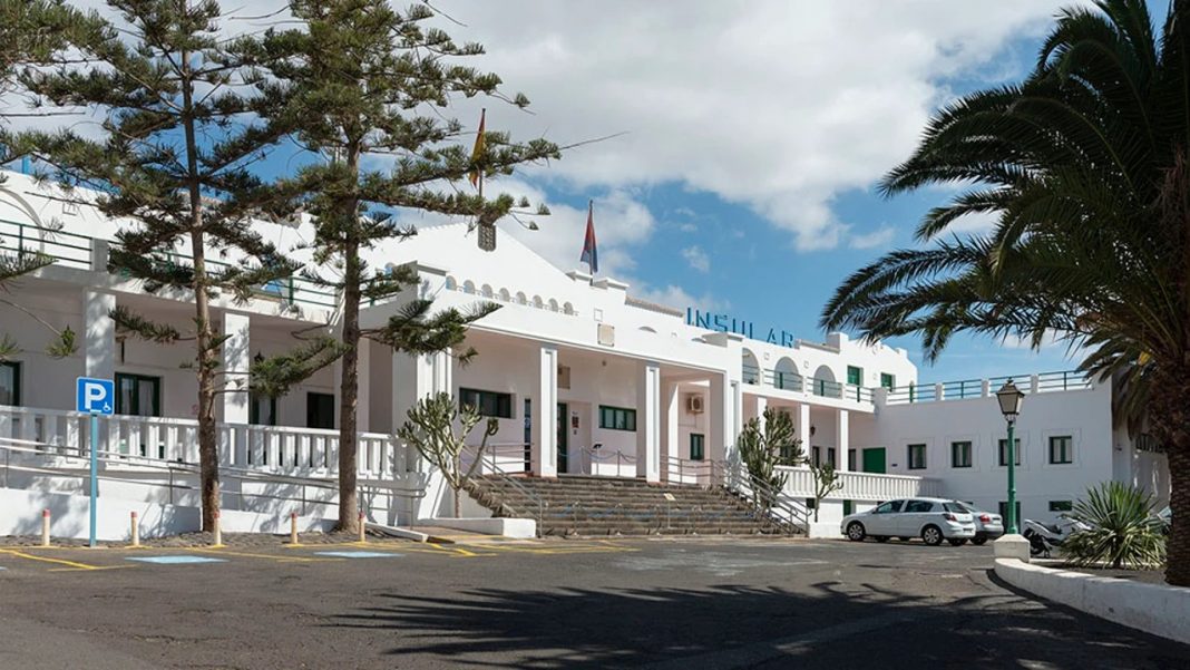 Chiusura dell’Ospedale Insulare di Lanzarote: Un Colpo ai Diritti Sanitari dell’Isola Chiusura dell’Ospedale Insulare di Lanzarote: Un Colpo ai Diritti Sanitari dell’Isola