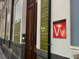 Canarie: l’invasione degli affitti brevi, come il boom del turismo sta sottraendo case ai residenti