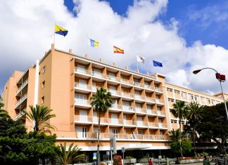 Las Palmas aumenta gli stipendi ai vertici: premiati gli alti dirigenti, ignorati i cittadini