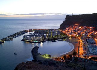 Canarie, vacanze sempre più care: Mogán guida i prezzi estivi