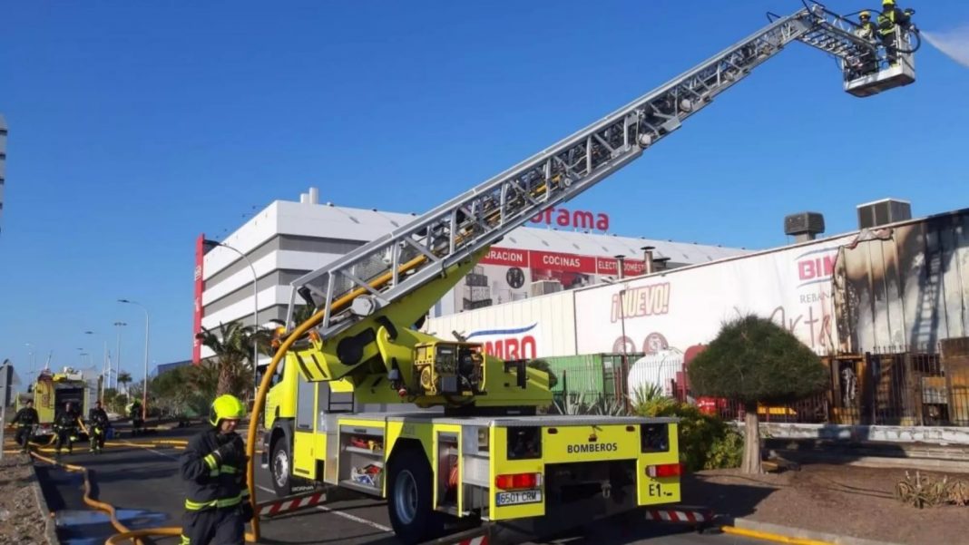 Gran Canaria: pompieri senza mezzi, cittadini senza garanzie Gran Canaria: pompieri senza mezzi, cittadini senza garanzie