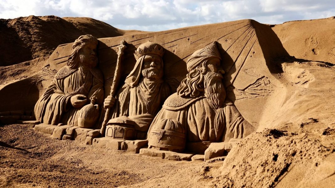 Il Belén de Arena compie 20 anni: a Las Canteras il presepe simbolo del Natale canario Il Belén de Arena compie 20 anni: a Las Canteras il presepe simbolo del Natale canario