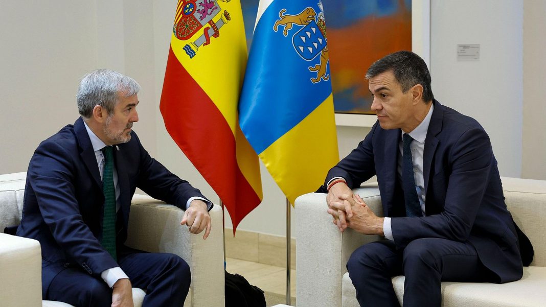 Decreto Canarias, il presidente Clavijo chiede di passare dalle firme ai fatti Decreto Canarias, il presidente Clavijo chiede di passare dalle firme ai fatti