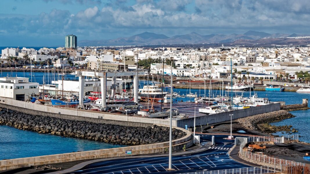 Lanzarote e la questione abitativa Lanzarote e la questione abitativa